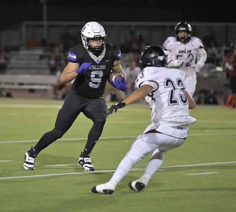 Second half lifts Stallions to win