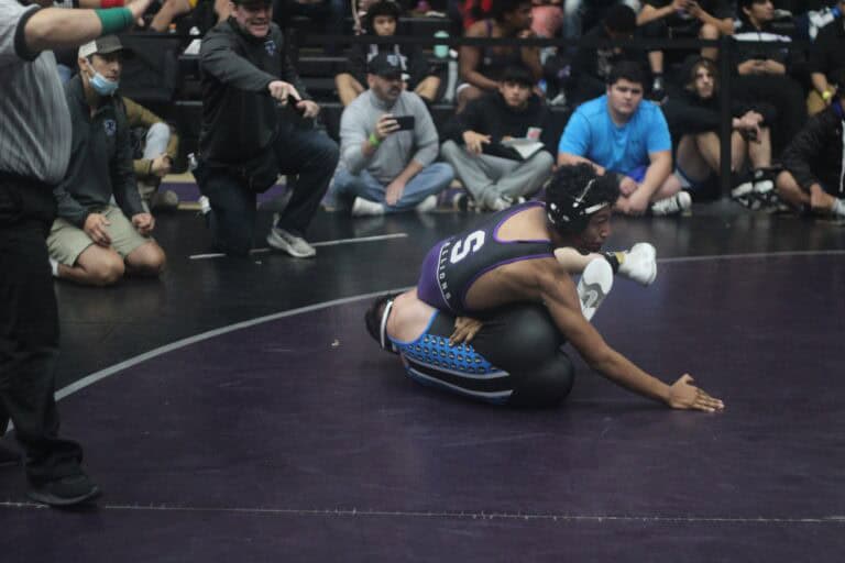 Wrestlers compete in Chukchansi